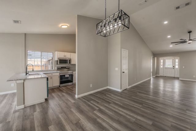 1548 High Pointe Lane, Cedar Hill, TX 75104