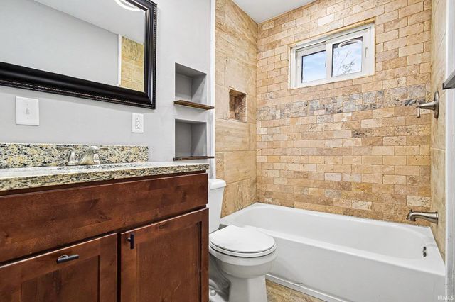 1334 Chalfant Street, South Bend, IN 46617