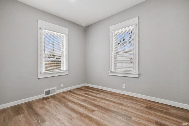 1334 Chalfant Street, South Bend, IN 46617