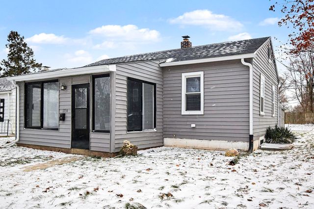 1334 Chalfant Street, South Bend, IN 46617