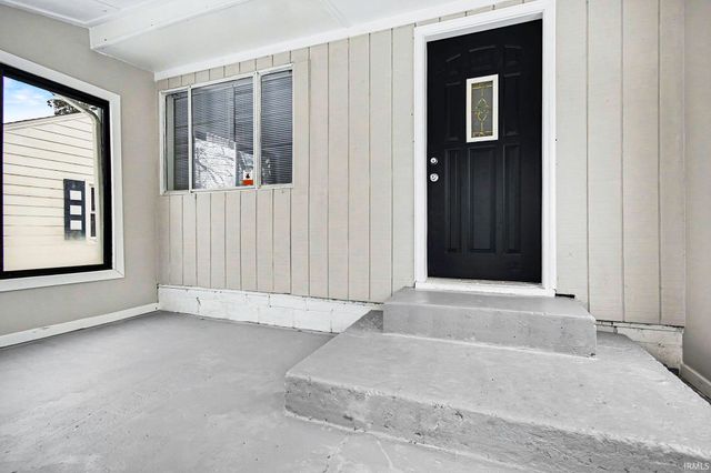 1334 Chalfant Street, South Bend, IN 46617