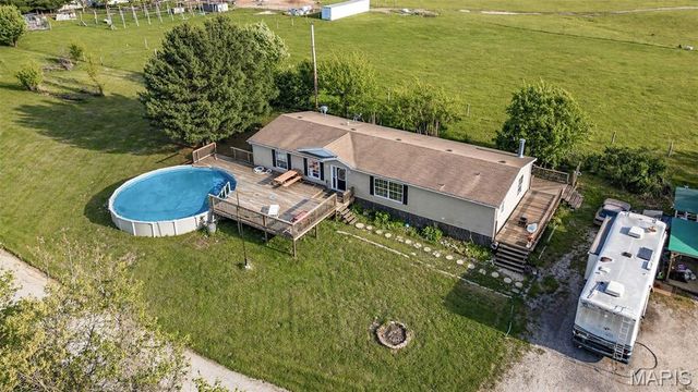 343 Prairie Lane, Alton, IL 62002