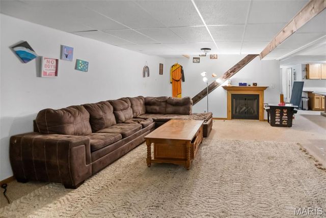 343 Prairie Lane, Alton, IL 62002