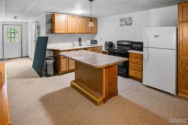 343 Prairie Lane, Alton, IL 62002