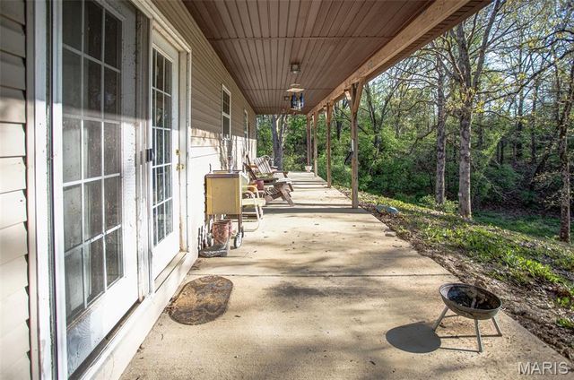 343 Prairie Lane, Alton, IL 62002