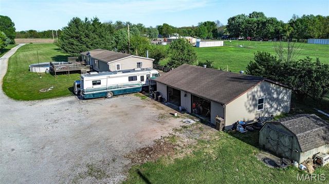 343 Prairie Lane, Alton, IL 62002