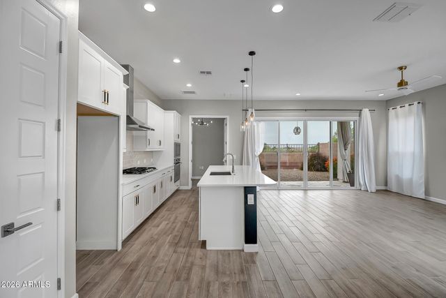 21246 N 105TH Lane, Peoria, AZ 85382