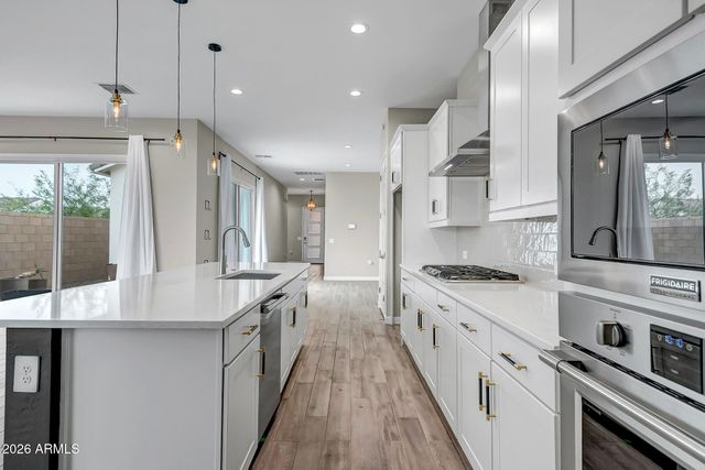 21246 N 105TH Lane, Peoria, AZ 85382