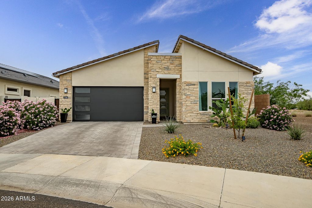 21246 N 105TH Lane, Peoria, AZ 85382