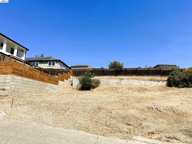 24366 Israel Ct, Hayward, CA 94541