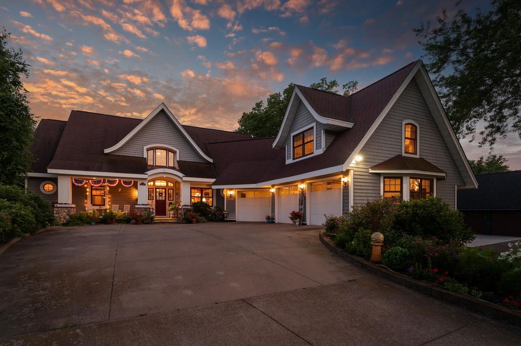 6851 N Shore Trail N, Forest Lake, MN 55025 — photo 4