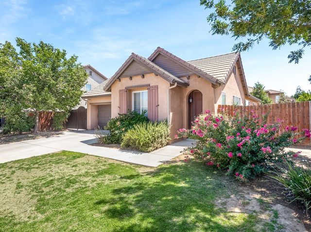 7385 E Garland Avenue, Fresno, CA 93737