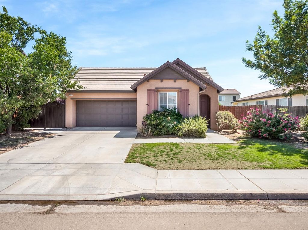 7385 E Garland Avenue, Fresno, CA 93737