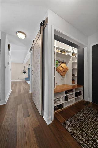 2131 E 9th Place, Hobart, IN 46342