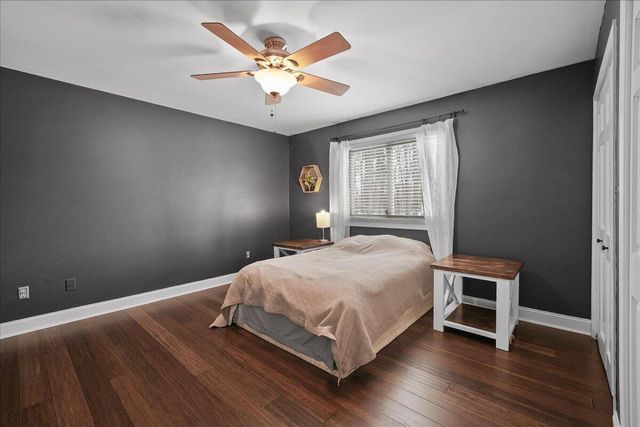 2131 E 9th Place, Hobart, IN 46342