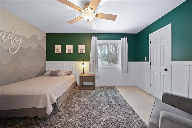 2131 E 9th Place, Hobart, IN 46342