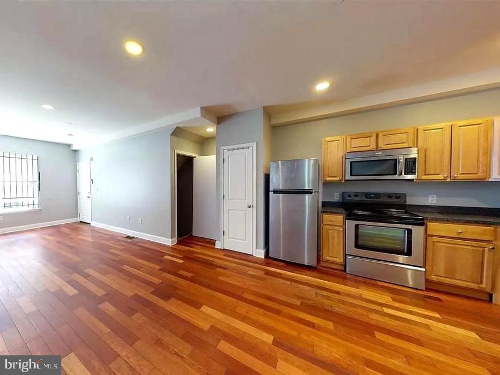 1934 N GRATZ ST, Philadelphia, PA 19121 — photo 2