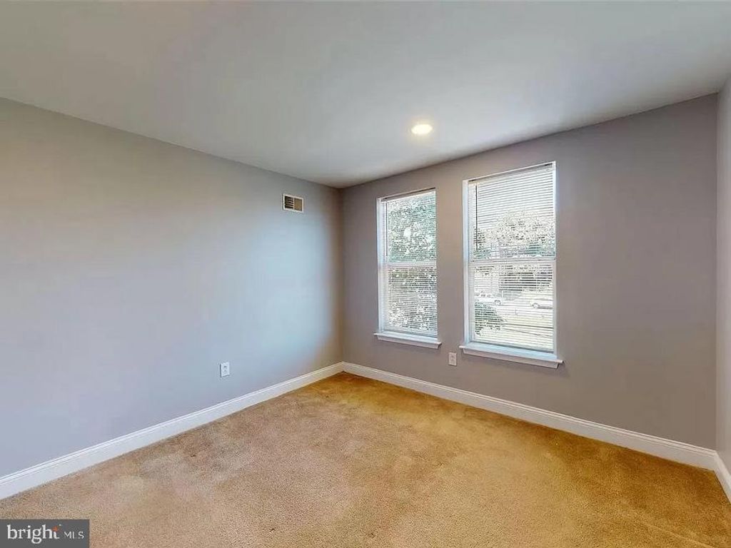 1934 N GRATZ ST, Philadelphia, PA 19121 — photo 4
