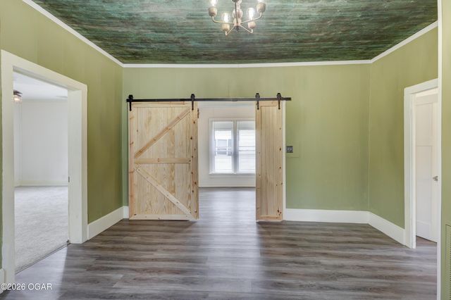 1020 Seneca Avenue, Seneca, MO 64865