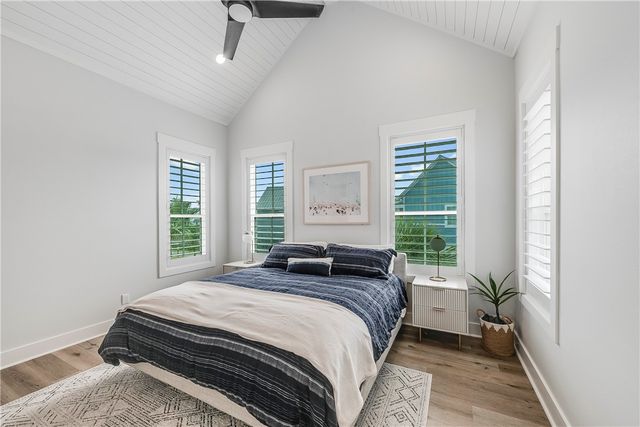 224 Round Road, Port Aransas, TX 78373