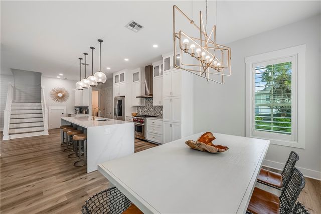 224 Round Road, Port Aransas, TX 78373