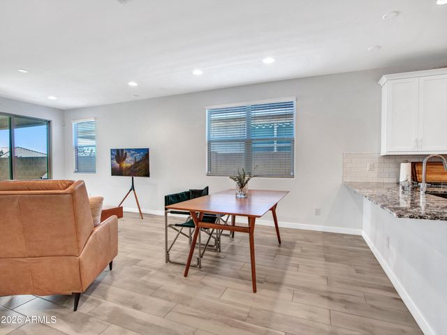 16819 W ECHO Lane, Waddell, AZ 85355