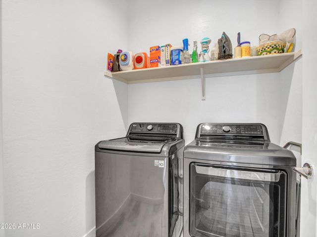 16819 W ECHO Lane, Waddell, AZ 85355