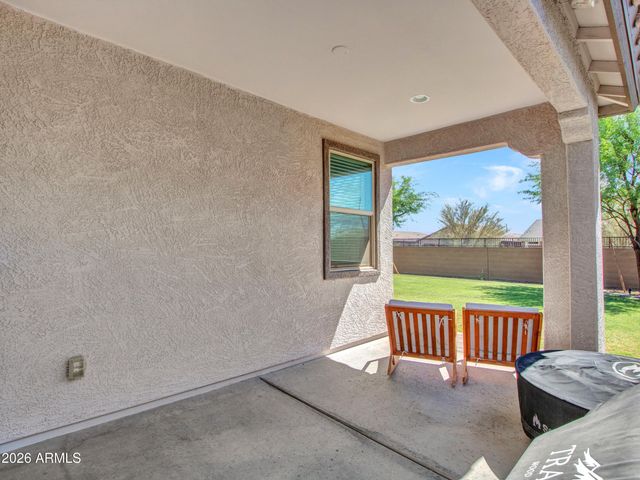 16819 W ECHO Lane, Waddell, AZ 85355