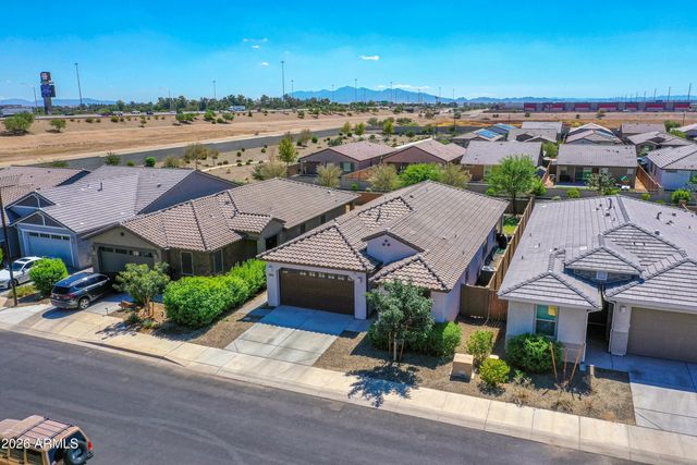 16819 W ECHO Lane, Waddell, AZ 85355