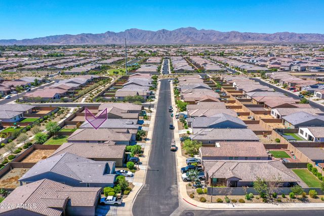 16819 W ECHO Lane, Waddell, AZ 85355
