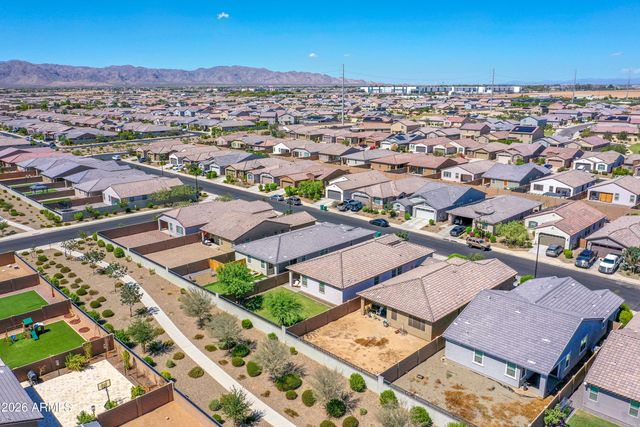 16819 W ECHO Lane, Waddell, AZ 85355
