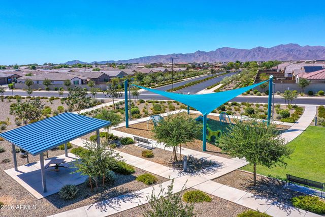 16819 W ECHO Lane, Waddell, AZ 85355