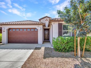 16819 W ECHO Lane, Waddell, AZ 85355