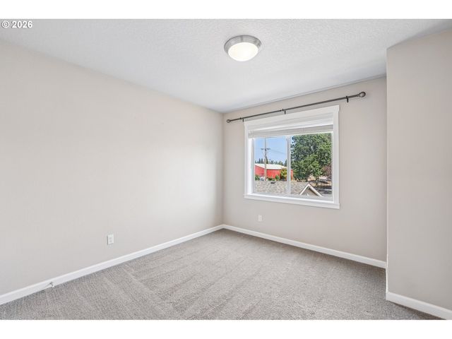 408 N 9TH Ct, Cornelius, OR 97113