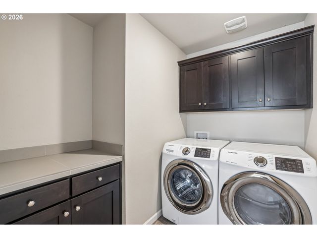 408 N 9TH Ct, Cornelius, OR 97113