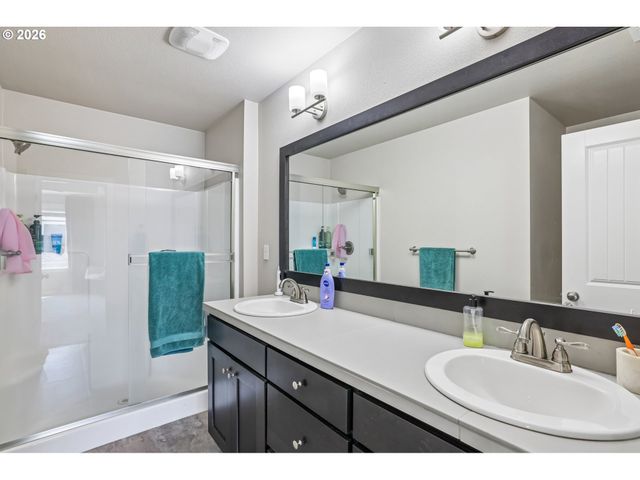 408 N 9TH Ct, Cornelius, OR 97113