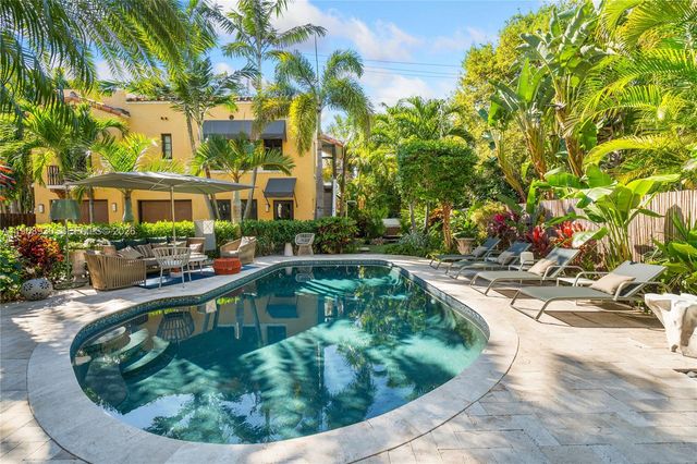 2330 Prairie Ave, Miami Beach, FL 33140