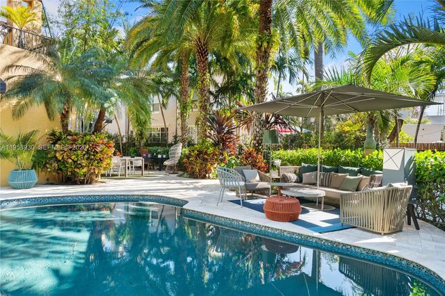 2330 Prairie Ave, Miami Beach, FL 33140