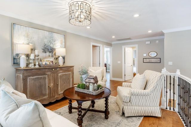 1850 Holden Farm Place, Ooltewah, TN 37363