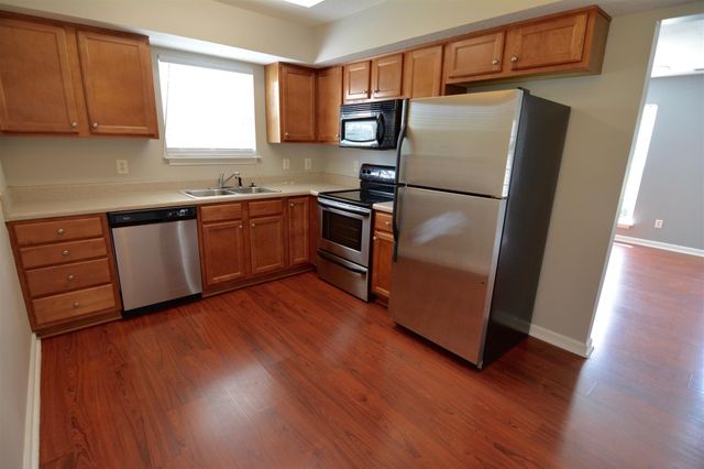 599 Albion Cir, Gallatin, TN 37066
