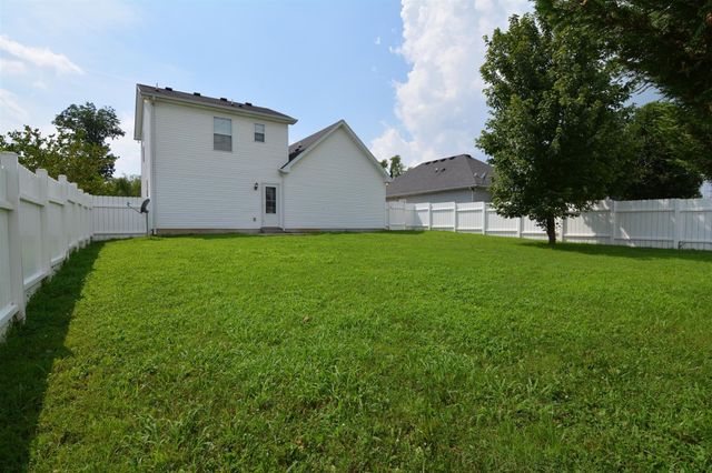 599 Albion Cir, Gallatin, TN 37066