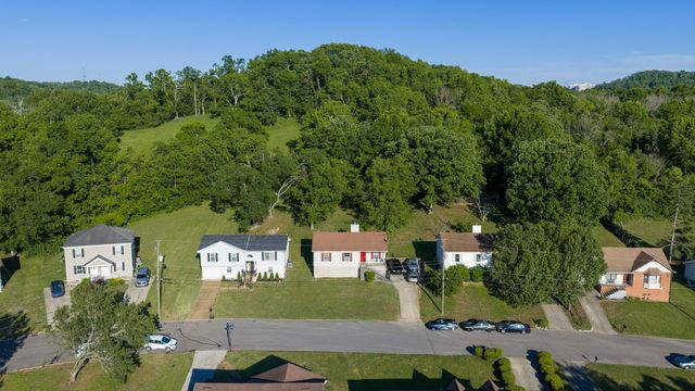 1436 Tempany Ct, Nashville, TN 37207