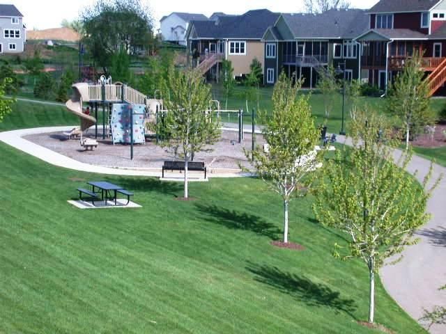 11470 Halstead Trail, Woodbury, MN 55129
