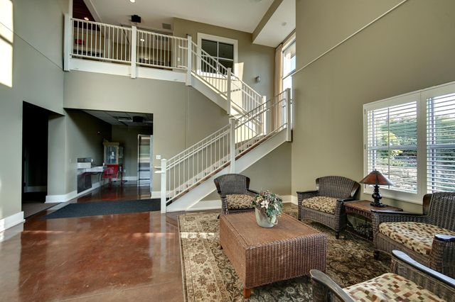 11470 Halstead Trail, Woodbury, MN 55129