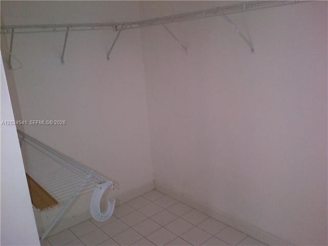 5702 NW 112 CT 5702, Doral, FL 33178