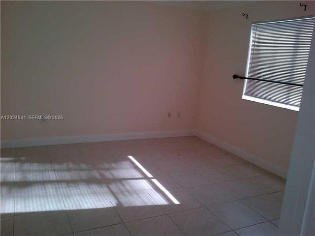 5702 NW 112 CT 5702, Doral, FL 33178