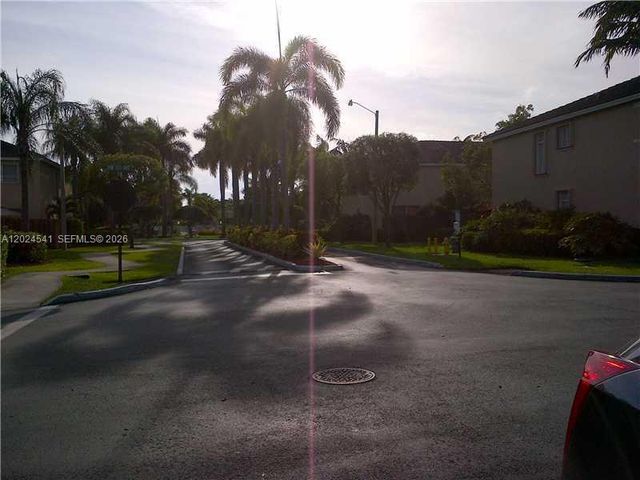 5702 NW 112 CT 5702, Doral, FL 33178