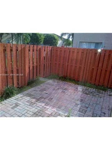 5702 NW 112 CT 5702, Doral, FL 33178
