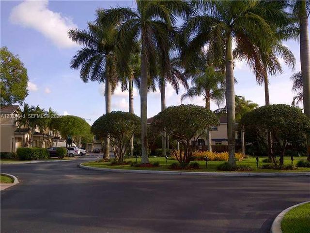 5702 NW 112 CT 5702, Doral, FL 33178