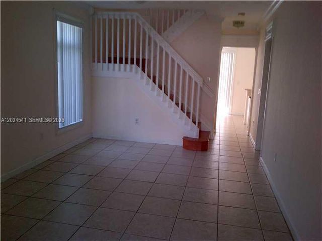 5702 NW 112 CT 5702, Doral, FL 33178